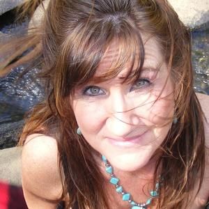 Meet your Posher, Brea